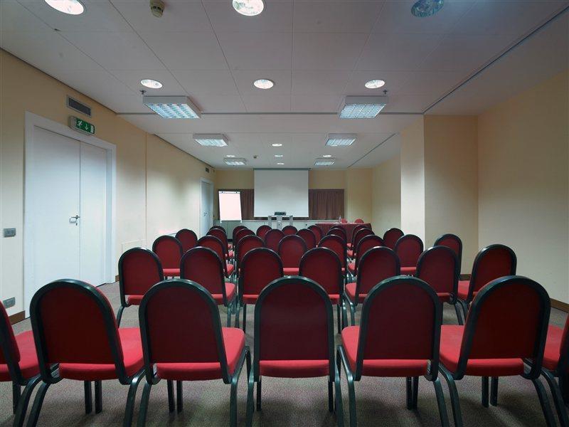 Hotel NH Torino Lingotto Congress Affari foto