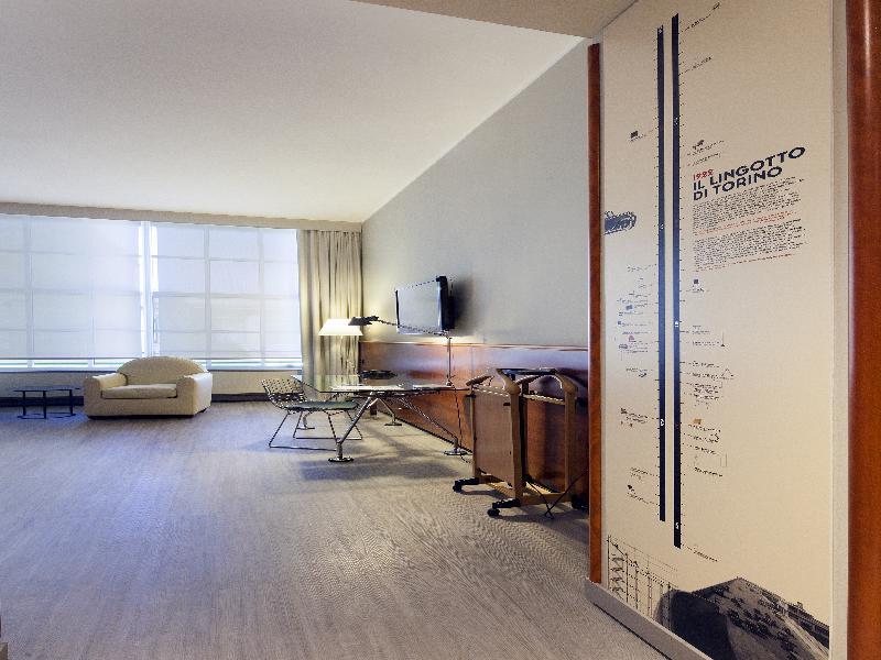 Hotel NH Torino Lingotto Congress Esterno foto